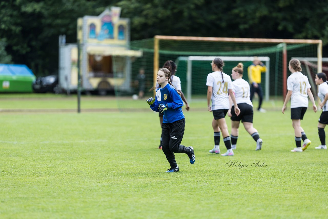 Bild 345 - Loewinnen Cup